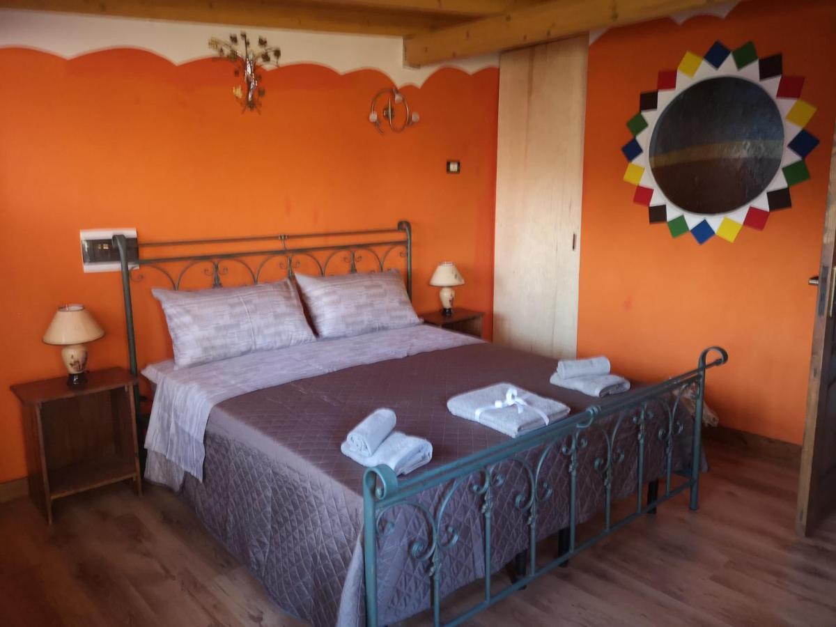 Villa Girasole Monteroni di Lecce Rum bild